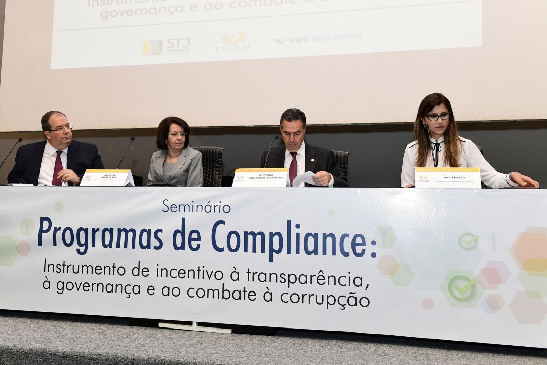 Em seminário sobre compliance, ministro Barroso diz que mudanças são lentas, mas progressivas